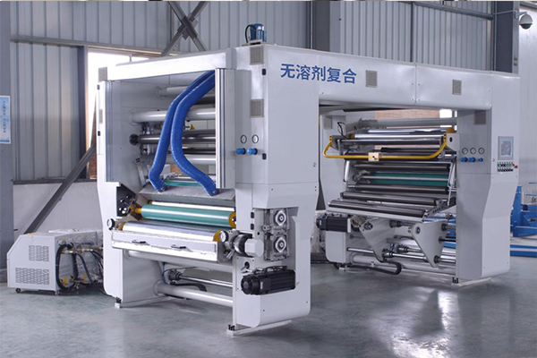 無(wú)溶劑復(fù)合車(chē)間
